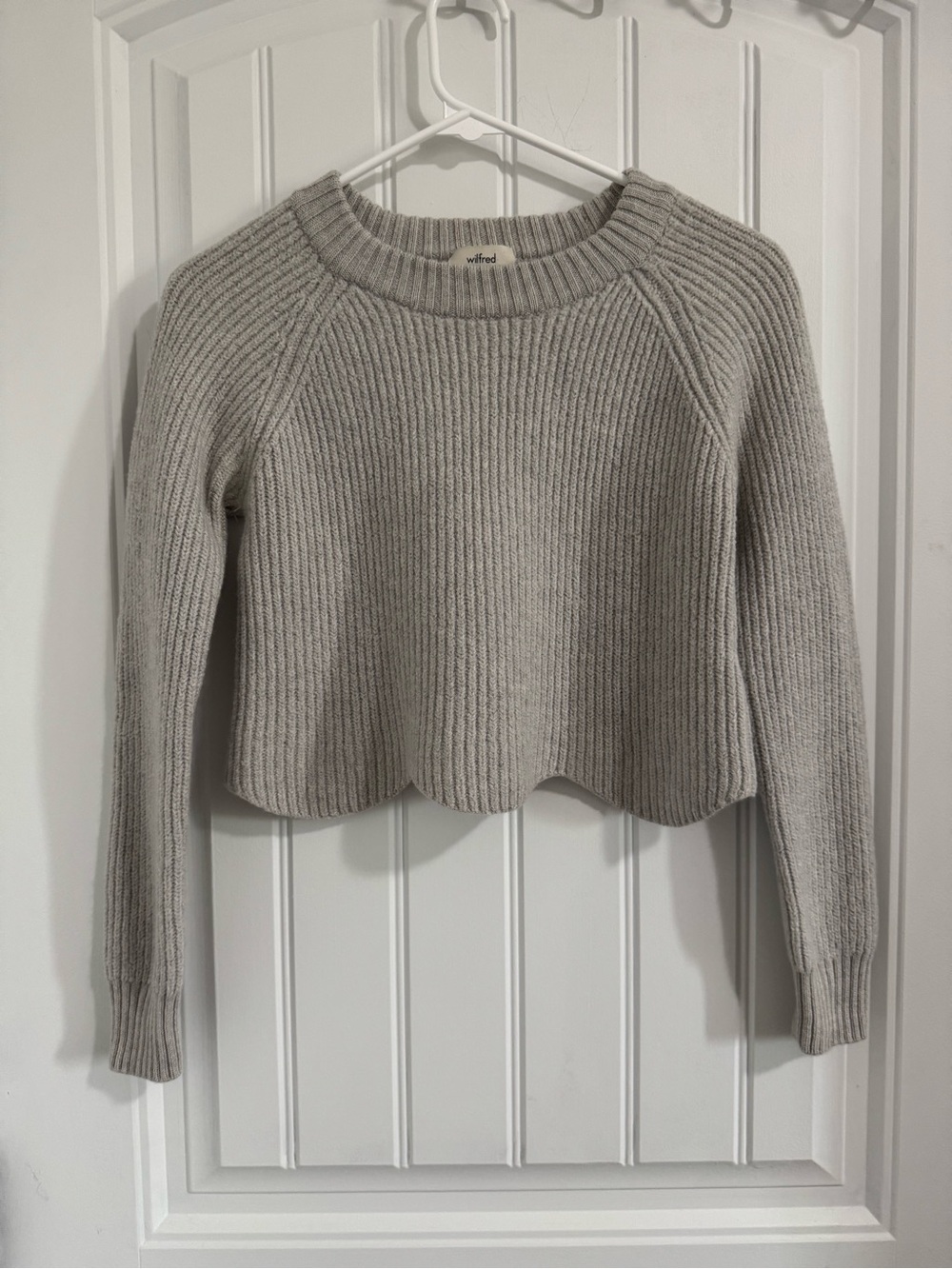 Wilfred 100% Merino Wool Heather Gray Ribbed Crewneck Cropped Sweater